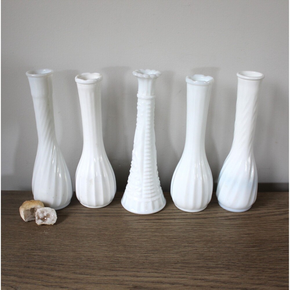5 Vintage Milk Glass Vases White Bud Vase Set Bulk Wedding Event Decor - Picture 3 of 6